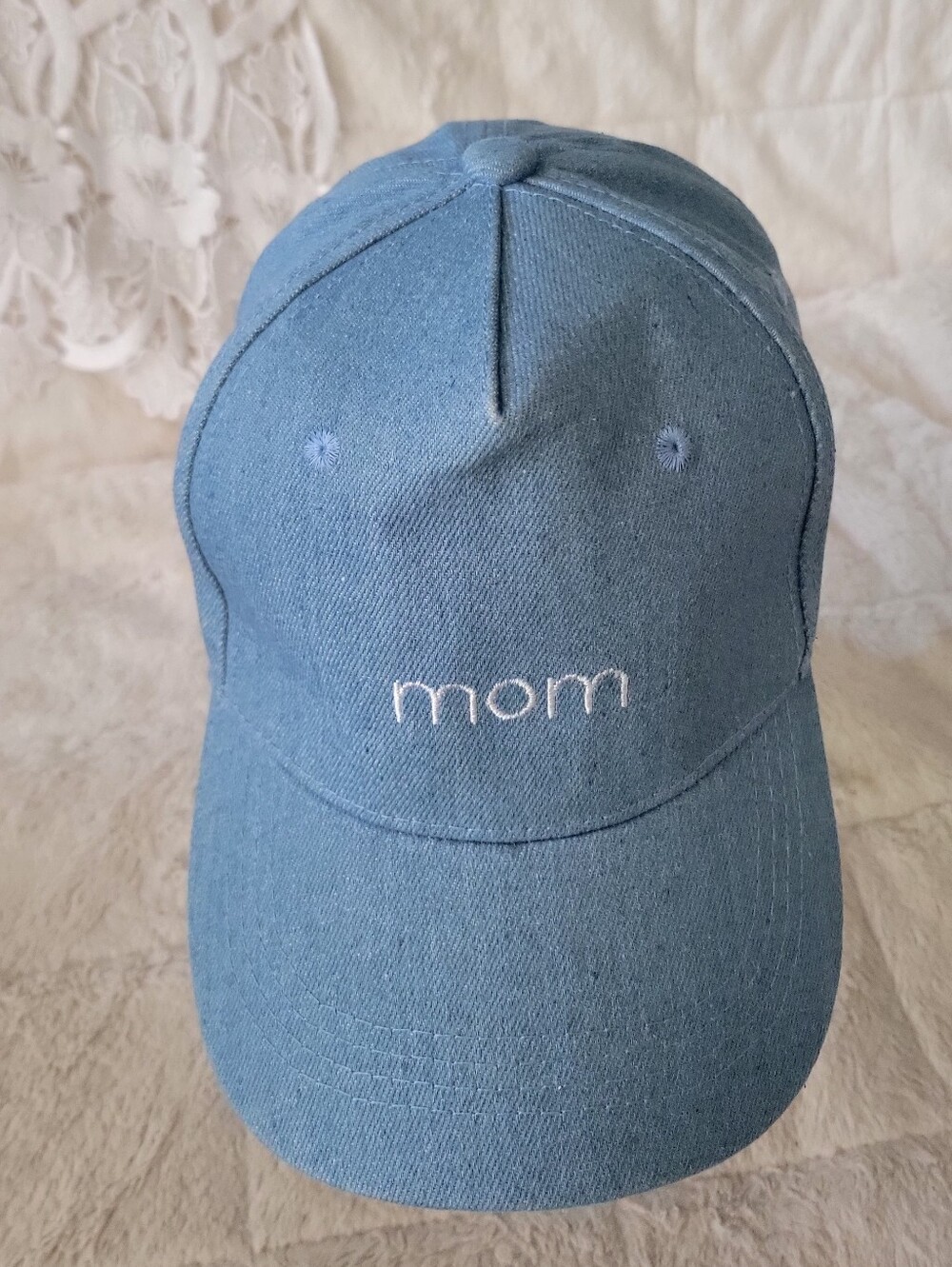 Pearlhead Light Blue 'mom' Embroidered Baseball Cap EUC